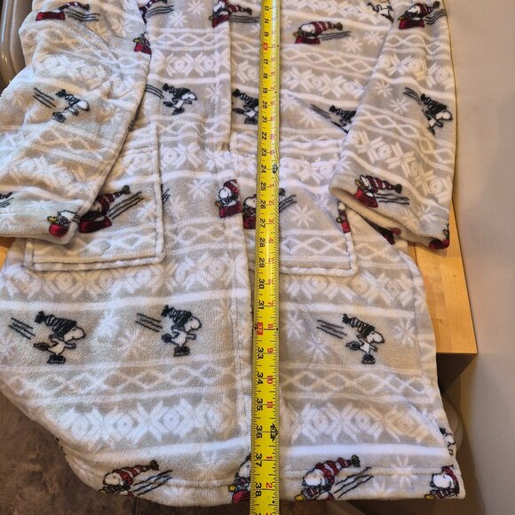 Snoopy Peanuts Christmas Robe Hoodie Belt Pockets Super Soft Berkshire L/XL - Picture 4 of 6
